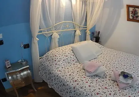 La Casa Celeste Bed & Breakfast 3*